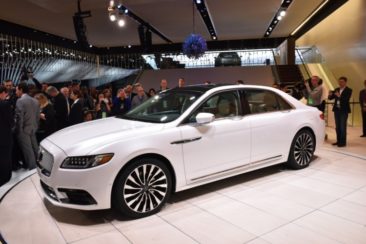 lincoln-continental-naias